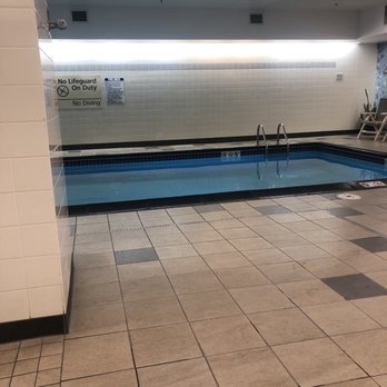 Hampton Inn & Suites Denver-Downtown - Pool - Hotels Near Me - Denver, Colorado