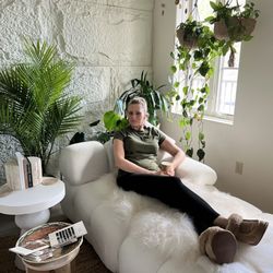 Nuwa Healing Sanctuary - Lisa, your Healer