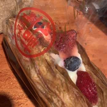Sheng Kee Bakery - Mold (6 hours from purchase) - Bakeries Near Me - Berkeley, California