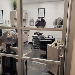 Bella Capelli Salon Studio - Soothing environment where beauty comes to life ~ Sola Style