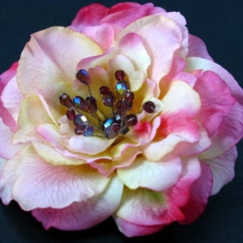 Hair Petals - Fleur Dolce - Bridal Near Me Hair Petals - Fleur Dolce - Bridal Near Me