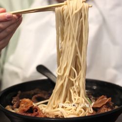 Slurp Slurp - Slurp Slurp Big Bowl ($16.95) - beef spare rib, sliced beef shank, beef stomach, beef brisket