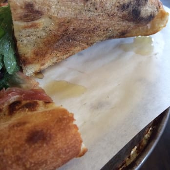 Bar Siena - Good charring and crunchy crust but the honey was too strong and drenched the pizza ... That isn't oil.  It's honey - Italian Near Me - Chicago, Illinois