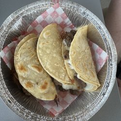 Tacomania - Cheesy tacos