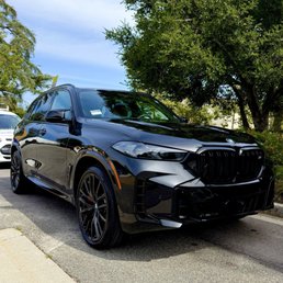 2026 BMW X5 M60i - Black Sapphire Metallic 2026 BMW X5 M60i - Black Sapphire Metallic