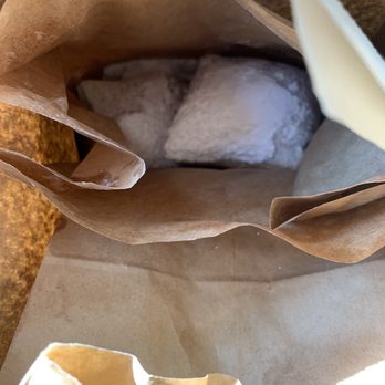 Le Bon Temps - Classiques - Bakeries Near Me - Dallas, Texas