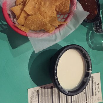 Barrio Tacos Cleveland Heights - Queso and complimentary chips - Tacos Near Me - Cleveland Heights, Ohio Barrio Tacos Cleveland Heights - Queso and complimentary chips - Tacos Near Me - Cleveland Heights, Ohio