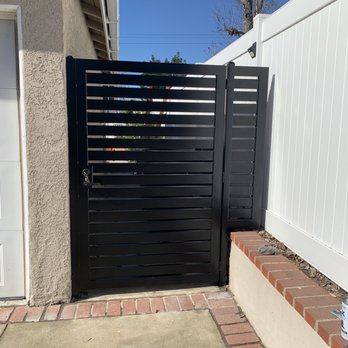 LANGO Welding - Side gate with panel - Metal Fabricators Near Me