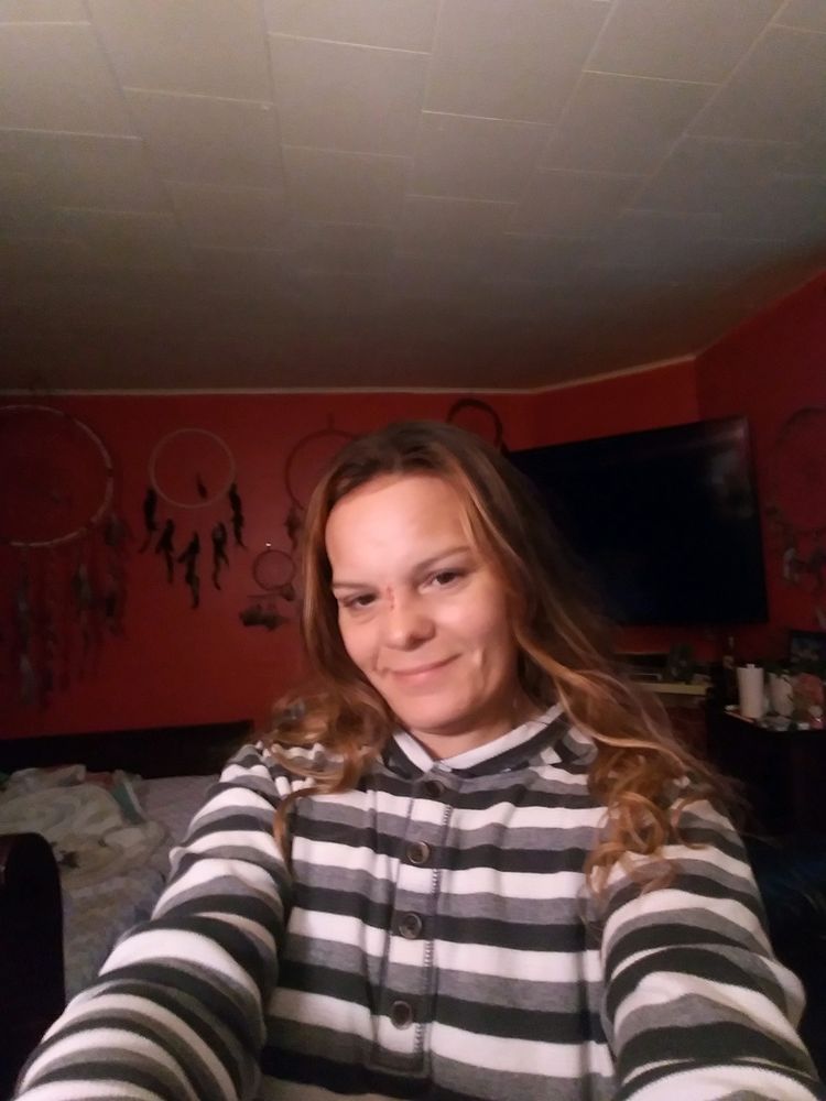 Hair Around The Square Logo