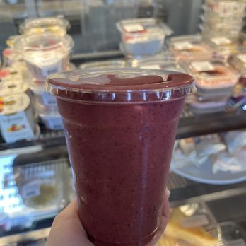 The Dez - Mixed berry smoothie - Coffee & Tea Near Me - Joshua Tree, California The Dez - Mixed berry smoothie - Coffee & Tea Near Me - Joshua Tree, California