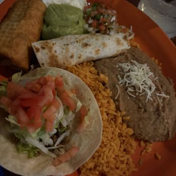 Botanas II Mexican Restaurant - Mexican Near Me - Milwaukee, Wisconsin Botanas II Mexican Restaurant - Mexican Near Me - Milwaukee, Wisconsin