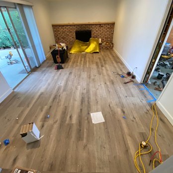 Elephant Floors - Step Down Into Family Room - Flooring Near Me - Sunnyvale, California Elephant Floors - Step Down Into Family Room - Flooring Near Me - Sunnyvale, California