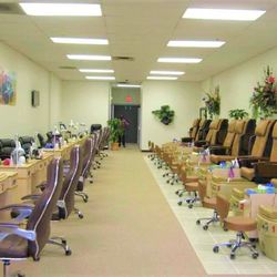 Great Nails & Spa - Inside of the salon