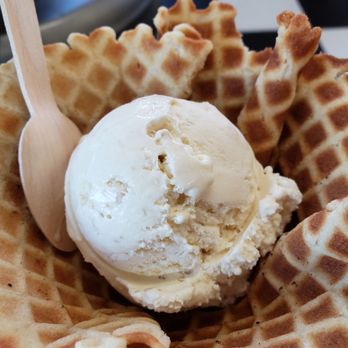 Long Beach Creamery - Lemon bar in waffle bowl. - Ice Cream & Frozen Yogurt Near Me - Long Beach, California Long Beach Creamery - Lemon bar in waffle bowl. - Ice Cream & Frozen Yogurt Near Me - Long Beach, California