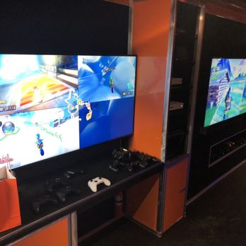 Dynamite Gamerzone - 6 big screens with the latest games - Game Truck Rental Near Me
