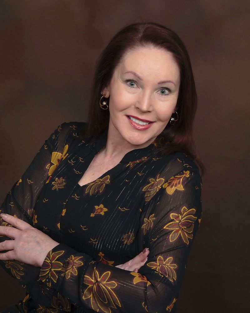 Susie Buck Logo