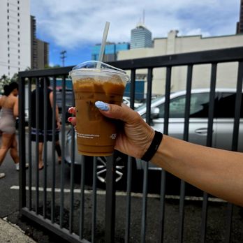 Mille Fete - Vietnamese coffee - Bakeries Near Me - Honolulu, Hawaii