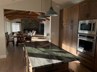 Slide of Villatoro & M Construction