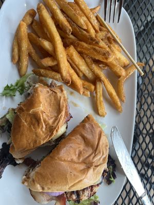 West End Tavern by null