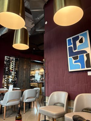 WeRise Wines by null