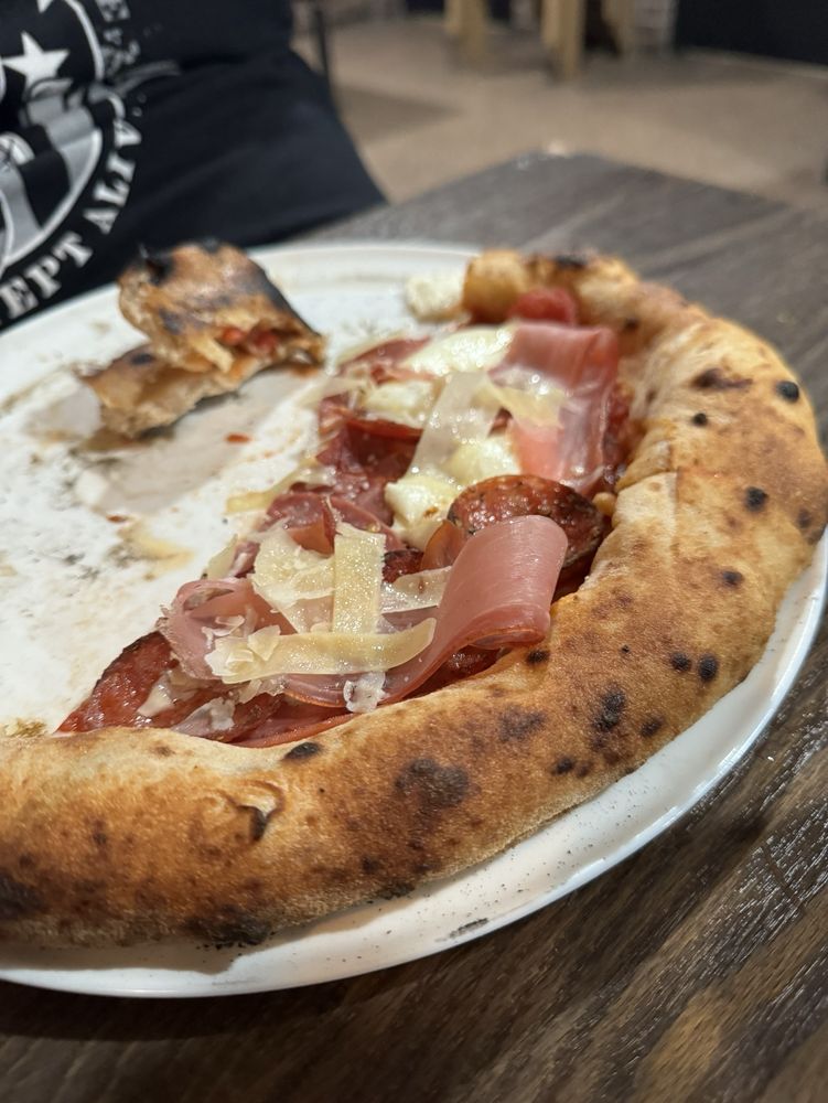 Food from Alibi Wood Fire