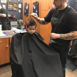 Studio One Barber Lounge - Precision Blades and skills right here!!