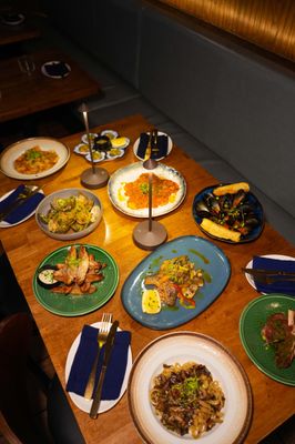 Siren Restaurant & Bar by null