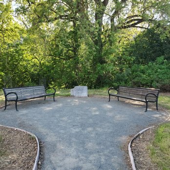 Marilyn Murphy Kane Trail - Seating - Hiking Near Me - Pleasanton, California Marilyn Murphy Kane Trail - Seating - Hiking Near Me - Pleasanton, California