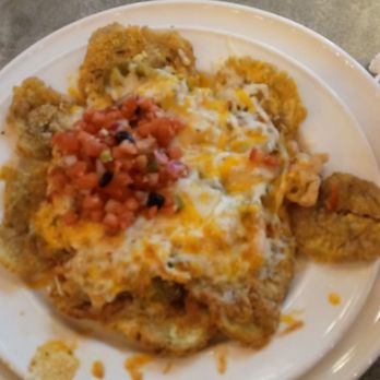 Bahama Breeze - Chicken tostones - Latin American Near Me - Oakland Park, Florida Bahama Breeze - Chicken tostones - Latin American Near Me - Oakland Park, Florida