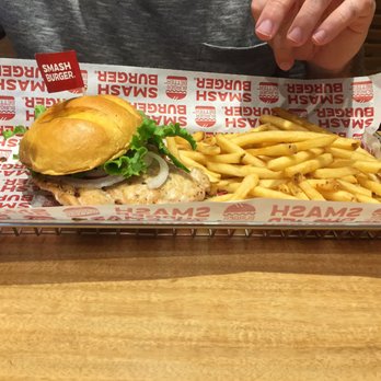 Smashburger - Chicken burger - Burgers Near Me - Orlando, Florida Smashburger - Chicken burger - Burgers Near Me - Orlando, Florida