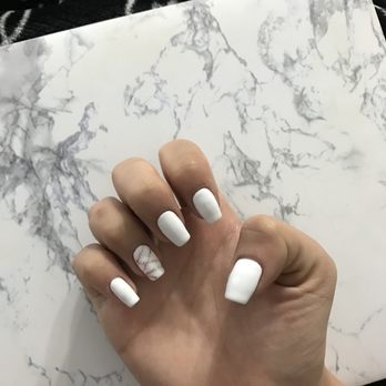 Elite Nails & Spa - Right hand - Nail Salons Near Me - Placentia, California