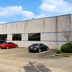 RPC Global Computer Store - A view of the front entrance from the parking lot