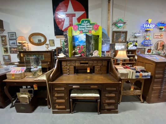Seattle Antiques Market by null