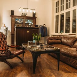 Mr. Ash Tailor Store