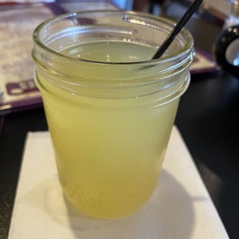Dante's Kitchen - Pineapple mimosa - New American Near Me - East Greenwich, Rhode Island