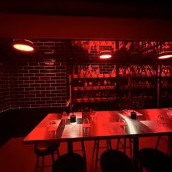 Legends Never Die - Tables