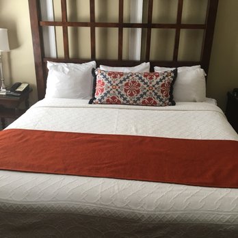 The Marshall House - Hotels Near Me - Savannah, Georgia