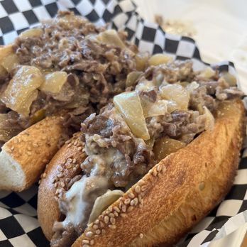 Verona Pizza - Cheesesteak - Sandwiches Near Me - Maple Glen, Pennsylvania Verona Pizza - Cheesesteak - Sandwiches Near Me - Maple Glen, Pennsylvania