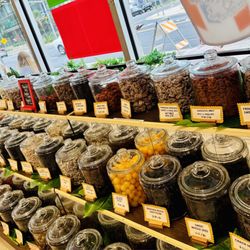 Lin's Hawaiian Snacks - Pick your favorite seed!
