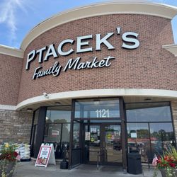 Ptacek’s Family Market