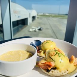 Lobster Benedict