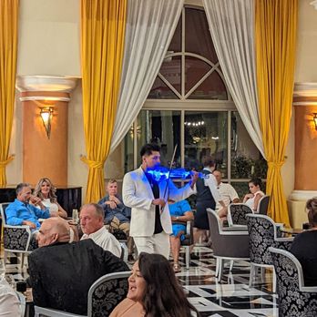 JOIA Paraíso by Iberostar - Martini bar - Hotels Near Me - Punta Maroma, ROO