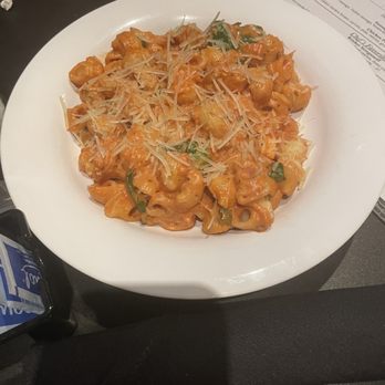 The White Oak Tavern - Rosé Mac-n-Cheese - New American Near Me - Ellicott City, Maryland The White Oak Tavern - Rosé Mac-n-Cheese - New American Near Me - Ellicott City, Maryland