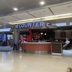 The Counter Miami Airport - Counter