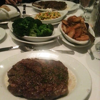 Ruth's Chris Steak House - Steakhouses Near Me - Pasadena, California