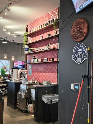 Red Horn Brewery & Roastery by null