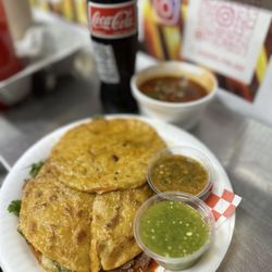 El Asadero Poblano TJ Style - Mulita de birria