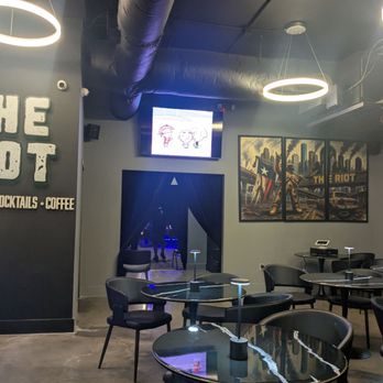 The Riot - New location: bar area - Comedy Clubs Near Me - Houston, Texas