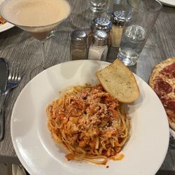 EvenTide Grille - Lobster fra diavolo
