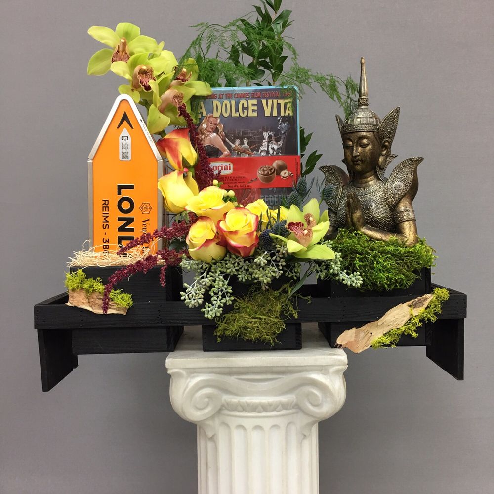 Golden Flowers - Florists Near Me - Glendale, California